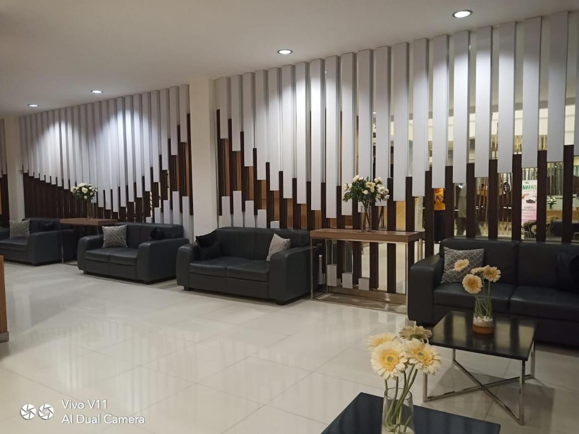 Ayla City Hotel Sorong Exterior foto
