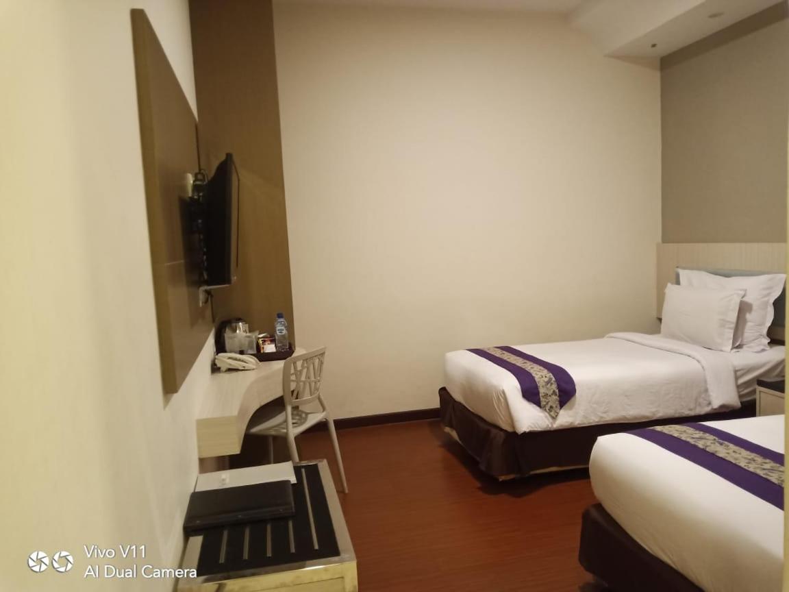 Ayla City Hotel Sorong Exterior foto