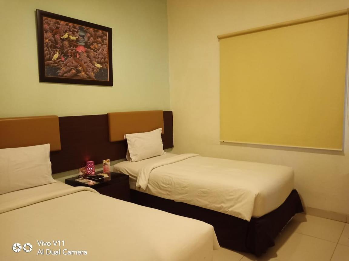 Ayla City Hotel Sorong Exterior foto