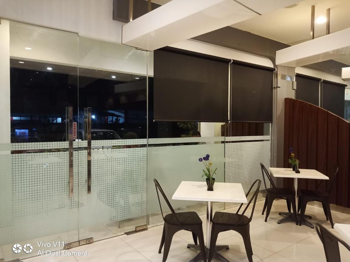Ayla City Hotel Sorong Exterior foto