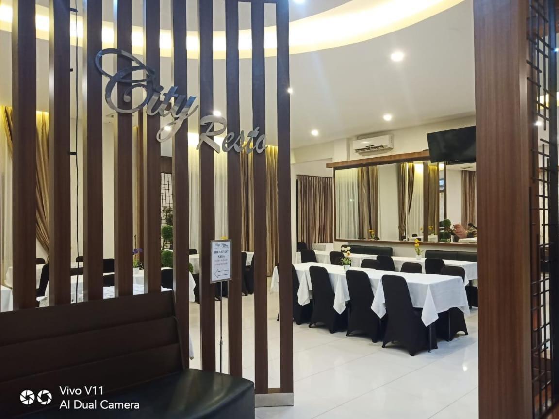 Ayla City Hotel Sorong Exterior foto