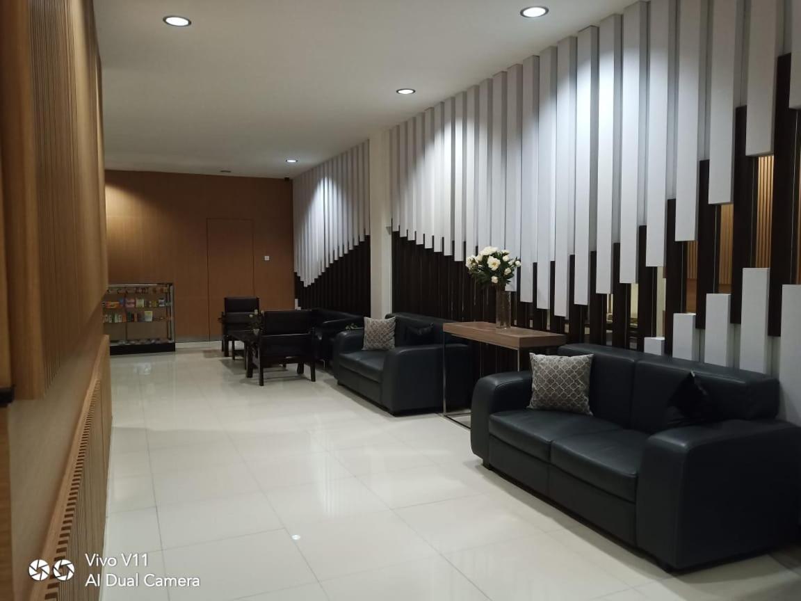 Ayla City Hotel Sorong Exterior foto