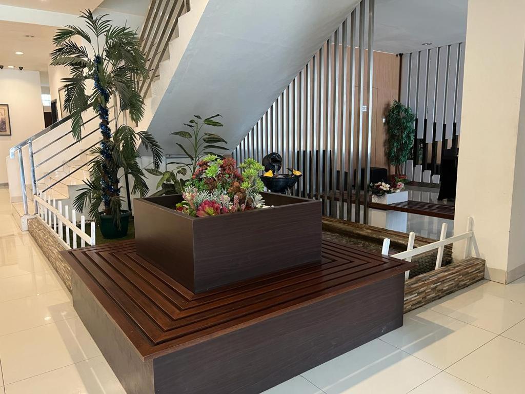 Ayla City Hotel Sorong Exterior foto